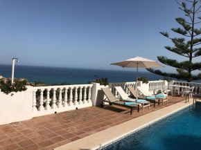 Sonnige Villa Bella Vista mit fantastischem Panoramablick und privaten Pool, exklusive Lage